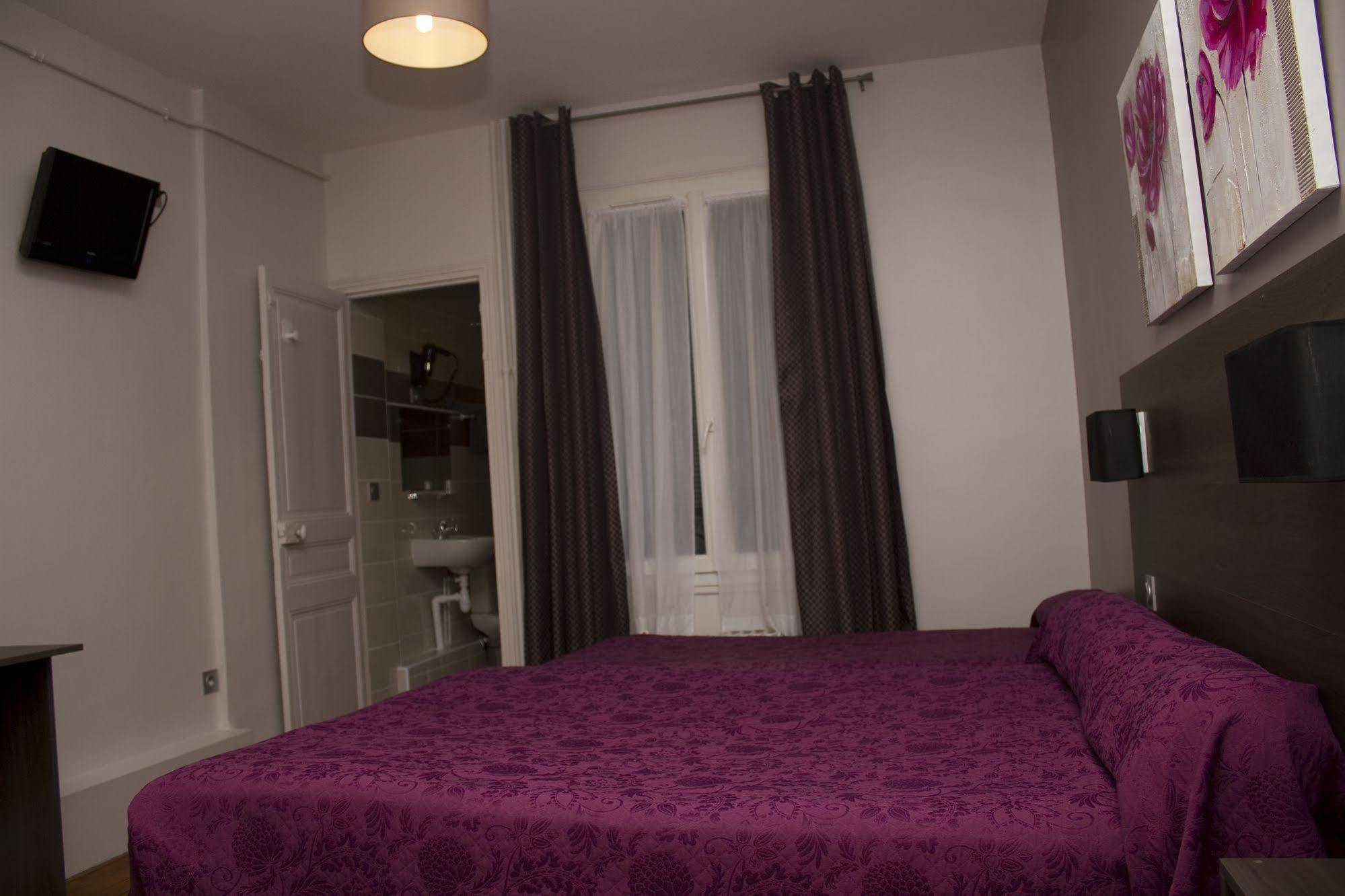 Le Florus Hotel Montrouge Exterior photo